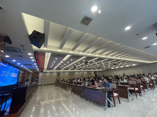 副所长瞿烁同志受邀湘江新区宣传工作部开辟新型AI讲座(图1)